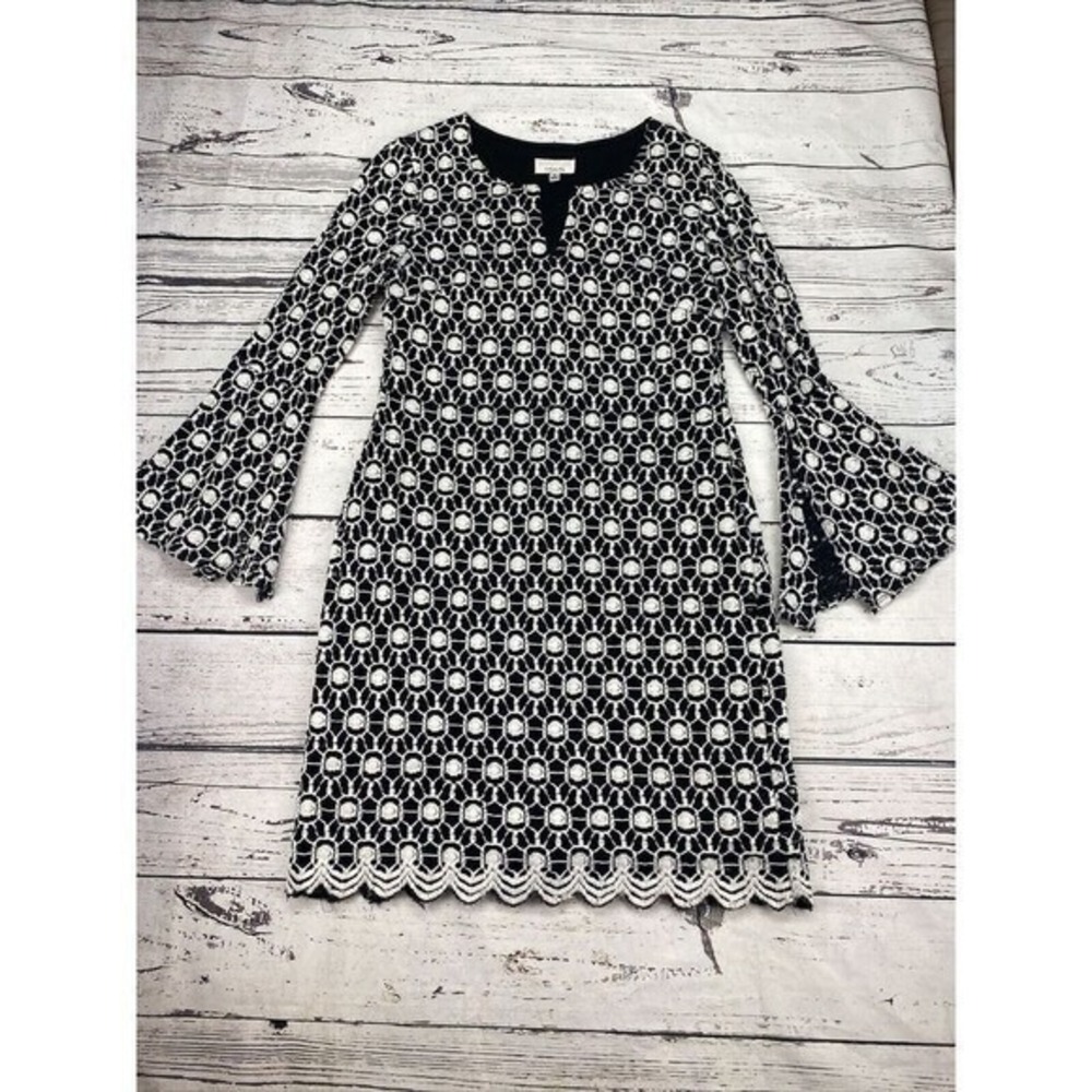 Signature by Robbie Bee Dress Black White Lace Bell Sleeve Womens S